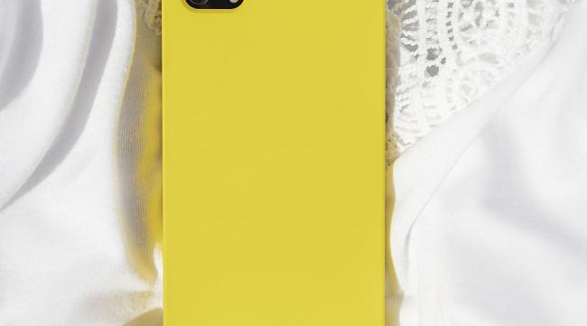 为什么手机壳用久了会明显发黄呢