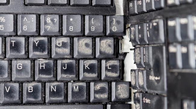 机械键盘按键错位可以修理吗