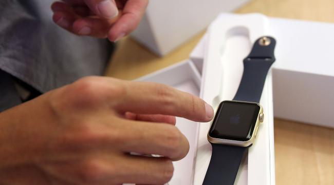 苹果手表正确的充电方法有哪些呢