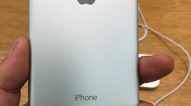 苹果手机后壳能换吗