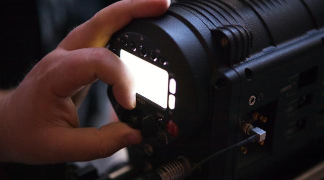 全手动镜头相机如何控制曝光度