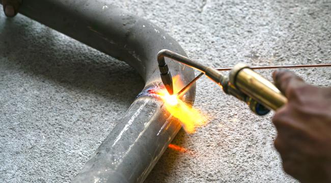 电焊焊的东西怎么弄掉