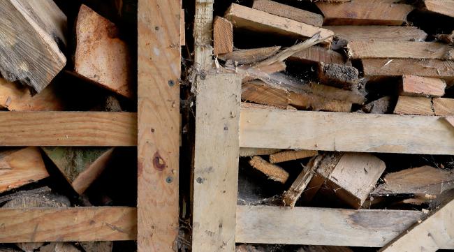 碳化了的木头做房子不会碎吗