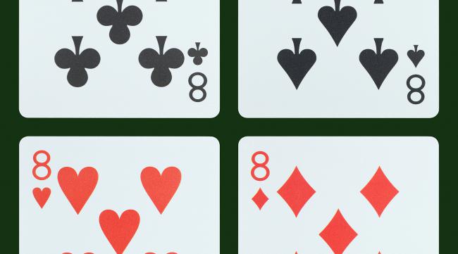 扑克牌同花色按大小排序
