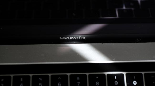 苹果笔记本电脑型号怎么查询
