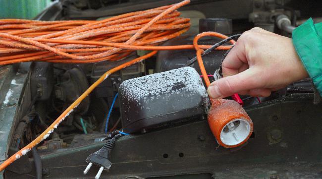电动车电池鼓了怎么修复
