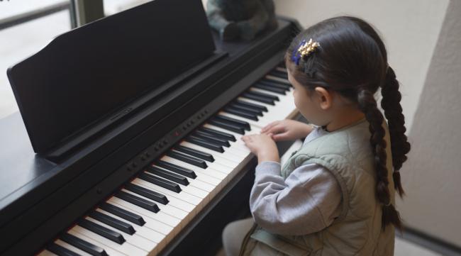 如何培养孩子对钢琴的兴趣