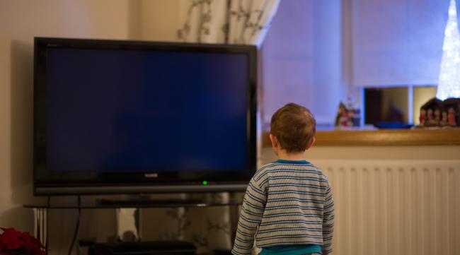 一岁婴儿可以看电视吗