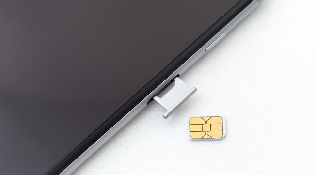 骆谷平板电脑手机卡怎么装上