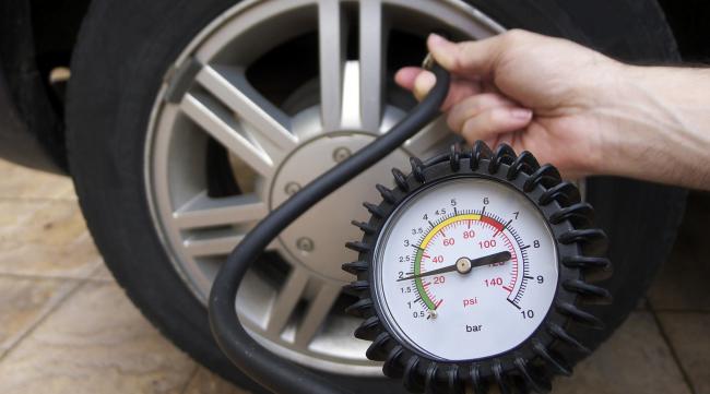 电动车轮胎压力对照表图