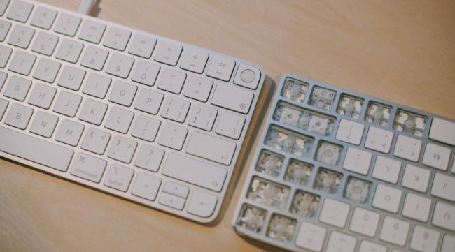 苹果电脑的键盘按键怎么安装的