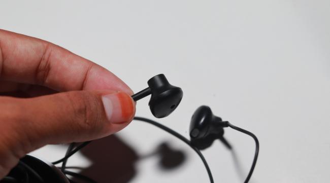 有线耳机怎么设置耳朵有触感呢