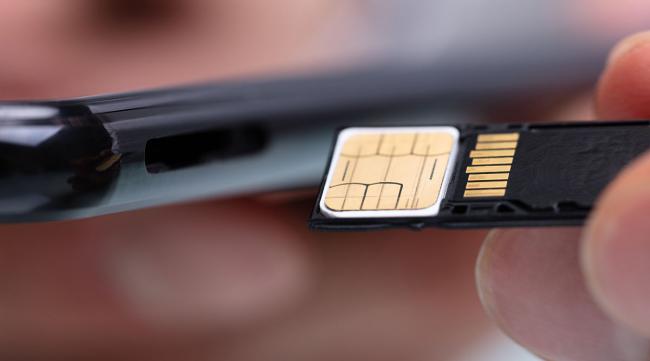 手机内存卡为什么会自动受损呢