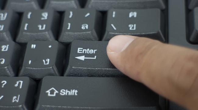 键盘上没有end键怎么办啊