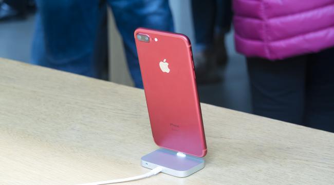 苹果手机红屏什么样子