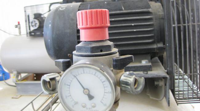 气泵怎么调启动压力