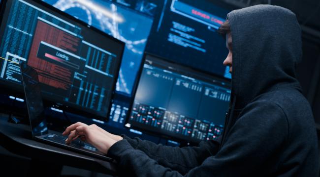 黑客的技术都是自学的吗