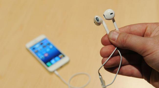 苹果手机怎么更换耳机模式