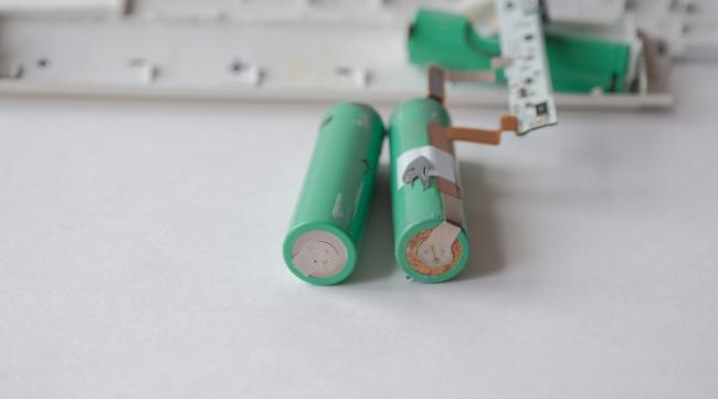干电池虚电怎么修复