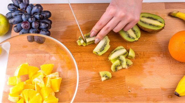 切菜和切水果能共用一把刀吗