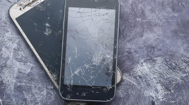 三星手机屏幕碎了怎么办呢
