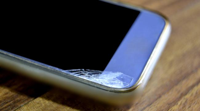 手机屏幕正常磨损怎么修复呢