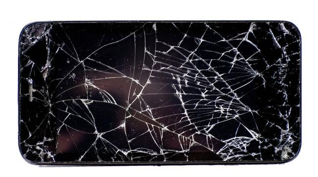 请问苹果5s屏幕玻璃碎了一点怎么办