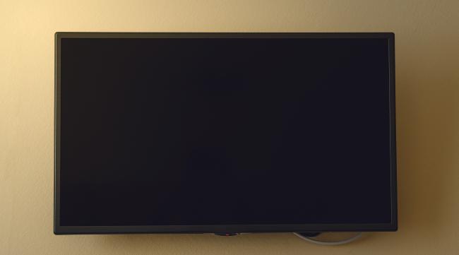 电视左边屏幕出现黑屏