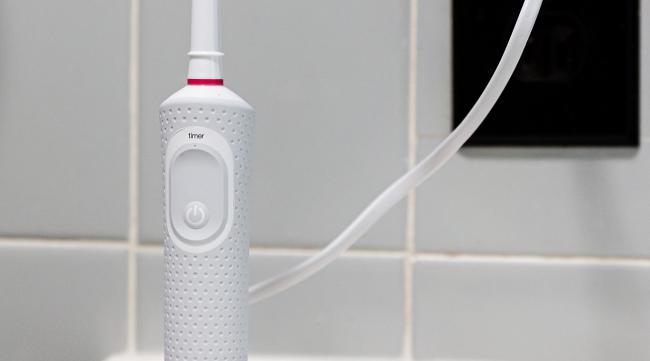 电动牙刷怎么充电的好
