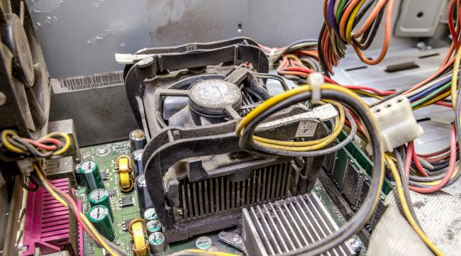 电脑机箱太烫会有什么后果吗