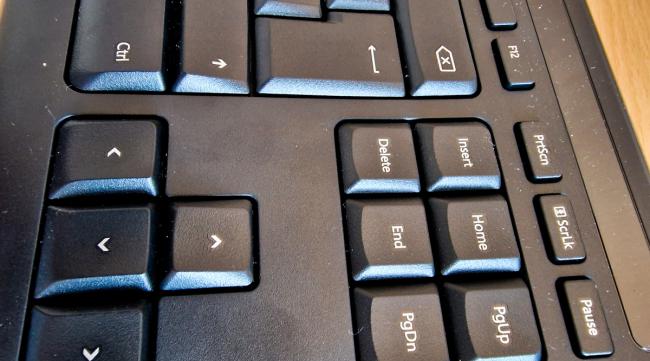 键盘空格键怎么安装回去
