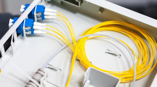光纤入户可以接普通网线吗
