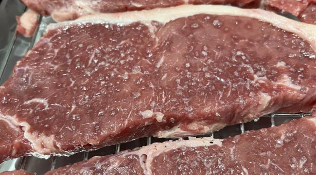 怎么区别淋巴肉合成牛排和牛肉