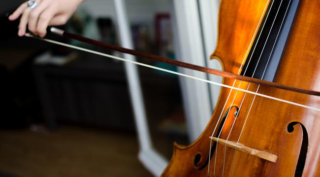 大提琴定音正确方法图片
