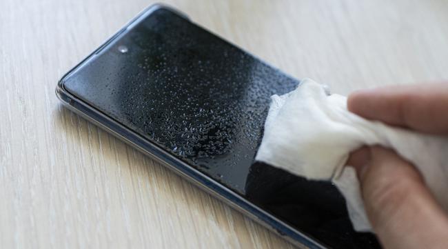 手机壳很脏怎么清洗
