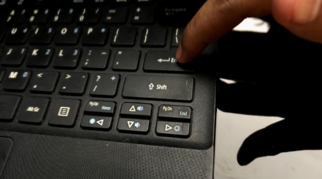 电脑能不能直接按电源键关机
