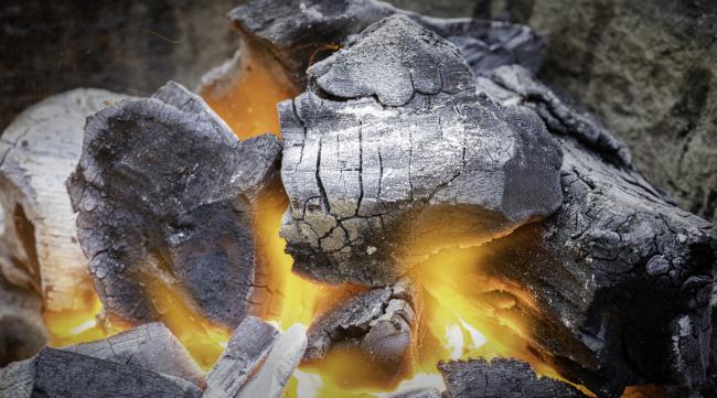 烧木炭的方法