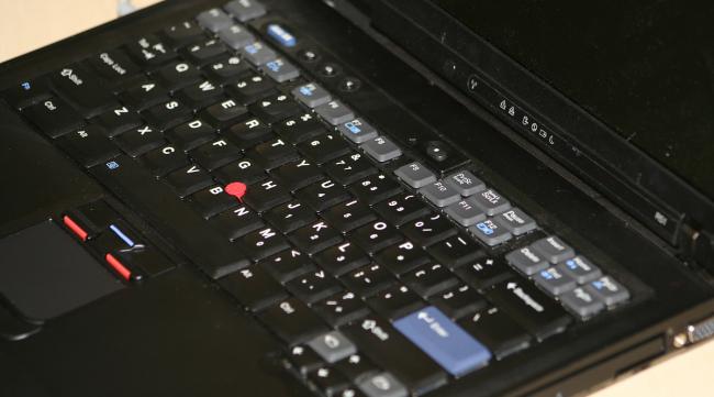 微星gl65键盘灯怎么调
