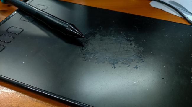 苹果电脑屏幕脏了用什么擦