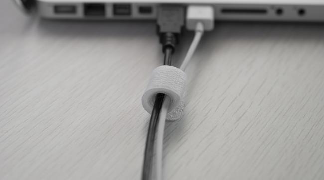 怎样认证苹果平板电脑的电缆线头