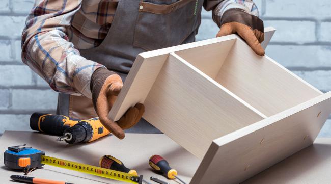 打造世界的木匠工作台怎么做的