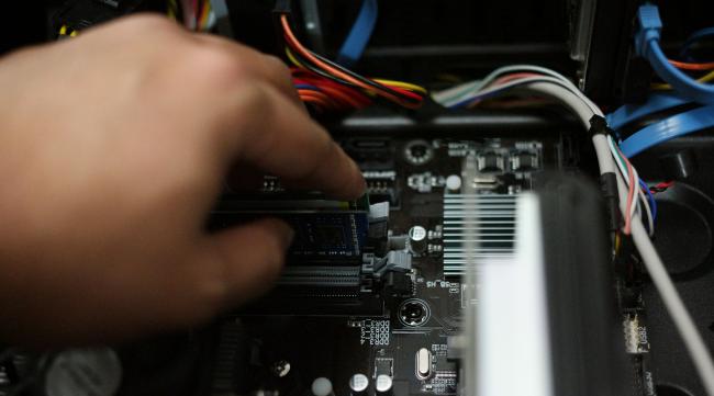 电脑怎么重装声卡驱动