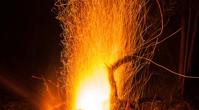 矿工模拟器熔炉怎么点燃