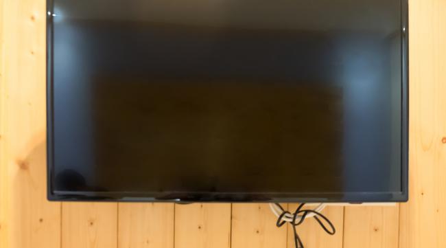 75英寸创维的电视待机耗电吗