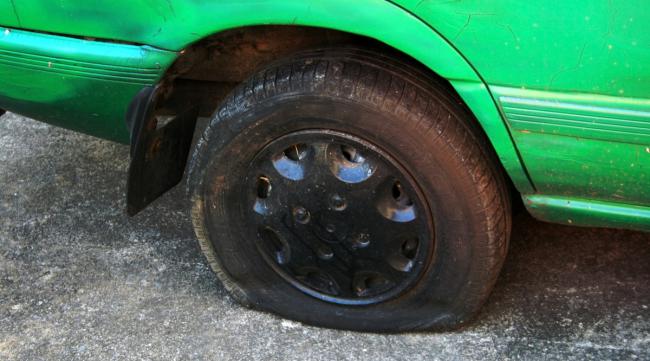 车辆长期停放轮胎失圆怎么办