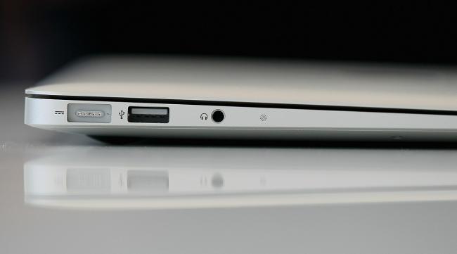 苹果笔记本充电的电压不稳定